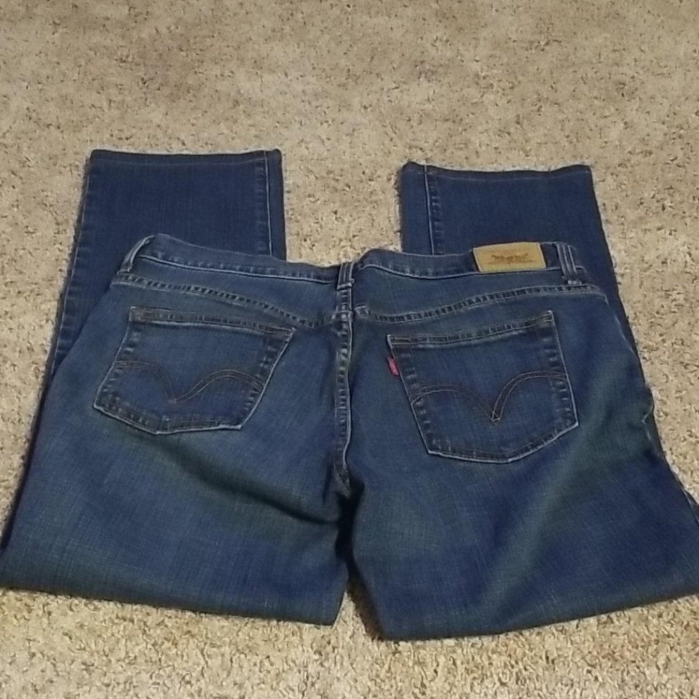 Jeans - Picture 2 of 3